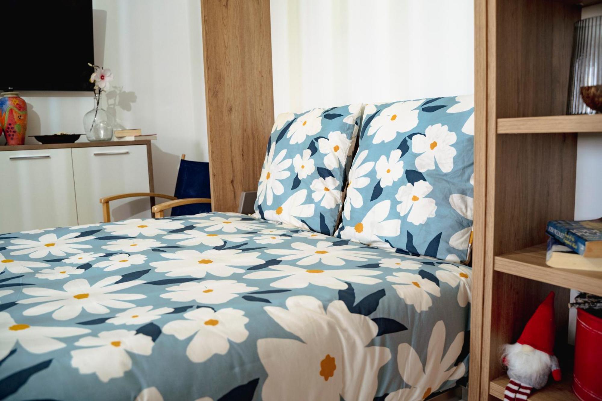 Wonderful Apartment In Ferragudo 2Double Beds Near Beaches And Golf Kültér fotó