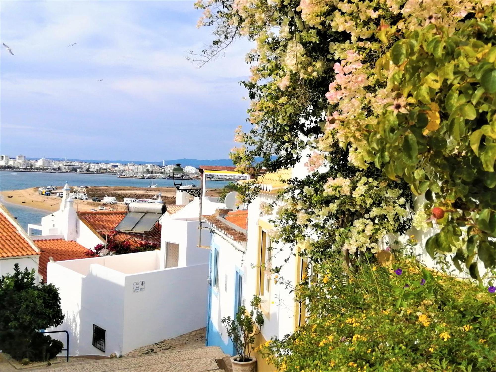 Wonderful Apartment In Ferragudo 2Double Beds Near Beaches And Golf Kültér fotó
